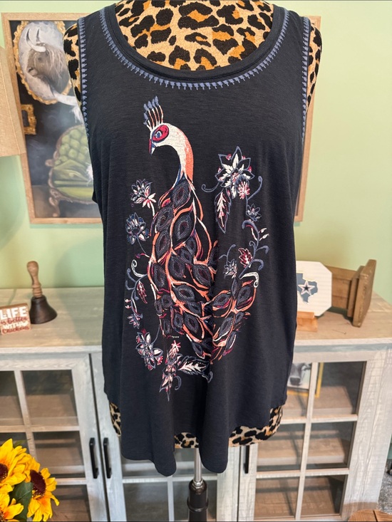 Lucky Brand Tops - Lucky Brand Dark Navy Peacock Embroidered Tank Top -